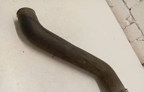 Volkswagen Crafter Engine coolant pipe/hose