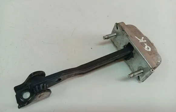 Ford Focus Rear door check strap stopper
