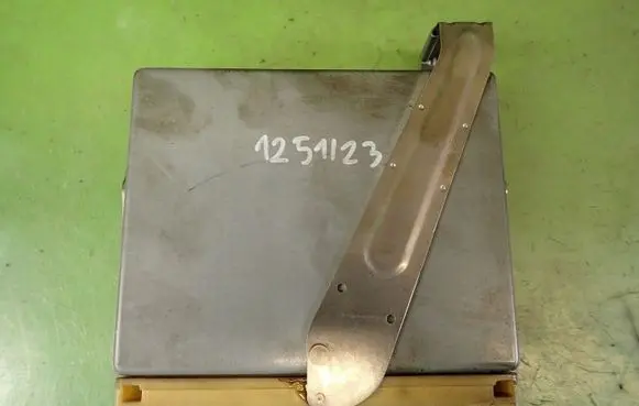 Volvo 850 Engine control unit/module ECU P09179403