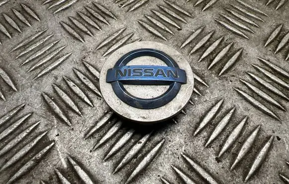 Nissan Leaf I (ZE0) Original wheel cap 40342