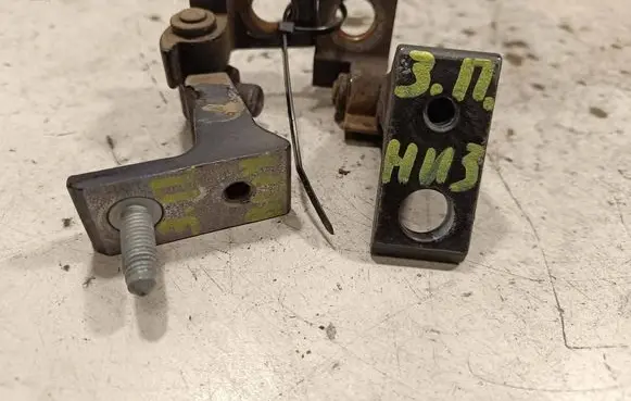 Audi Q7 4M Rear door hinge set 