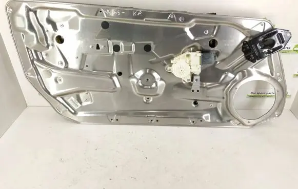 Mercedes-Benz C W204 Front door electric window regulator A2047202979 2047202979