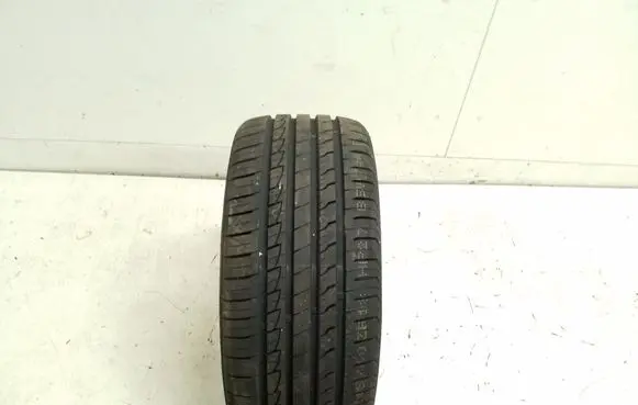 Mercedes-Benz E W213 R18 summer tire 