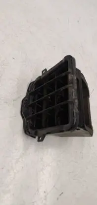 Audi Q5 SQ5 Quarter panel pressure vent 8K0819161B