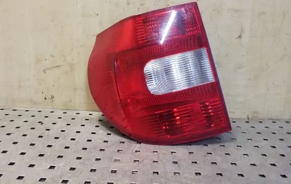 Skoda Yeti (5L) Rear/tail lights 5L0945095 5L0945111