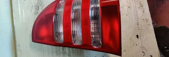 Mercedes-Benz C W203 Rear/tail lights 2038201264
