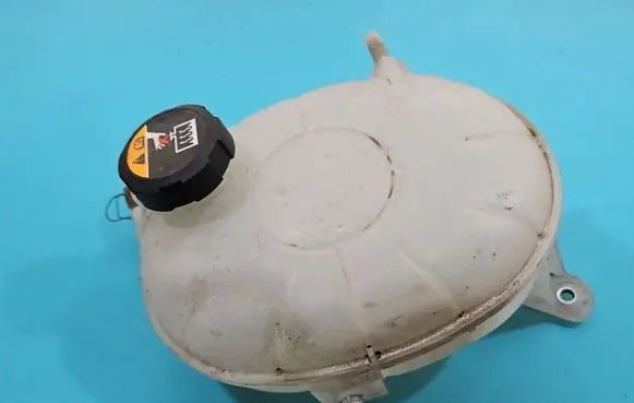 KIA Niro Coolant expansion tank/reservoir 25430G2000 IMPRK1584484