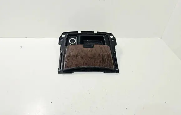 Ashtray (front)