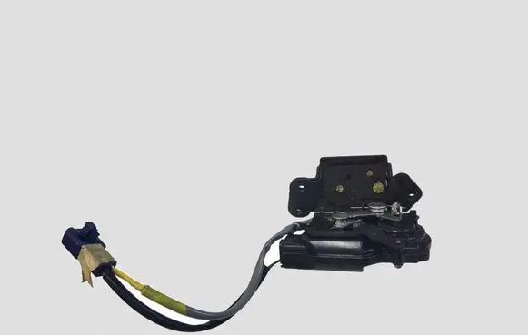 Toyota Avensis T250 Tailgate/trunk/boot lock/catch/latch