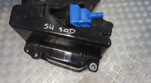 Audi A4 S4 B9 Fuel tank 