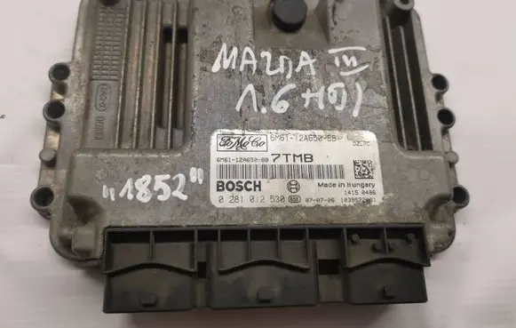 Mazda 3 I Engine control unit/module 6M6112A650BB 0281012530