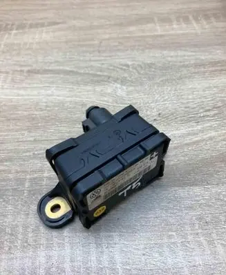 Audi A3 S3 8P ESP acceleration yaw rate sensor 7H0907652A 10170103673 WITHPLUG