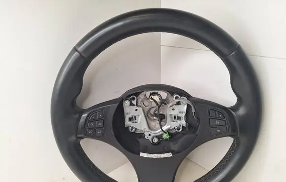 BMW X3 E83 Steering wheel 3063330