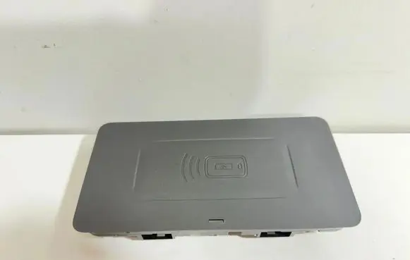 BMW X7 G07 Wireless charging module 5A82C19 5B5FF97