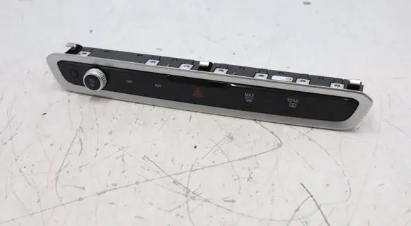 BMW X7 G07 Head unit multimedia control 5A64198MWGK2805 5A64198