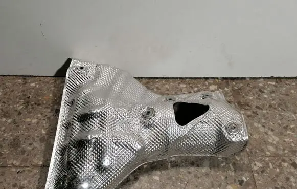 Lexus ES 250 - 300 - 330 Exhaust heat shield