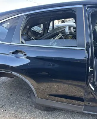 Honda CR-V Rear door