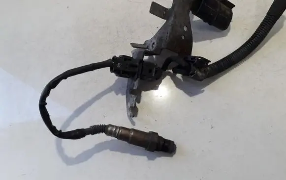 Volkswagen Golf V Lambda probe sensor 03c906262 0258007211