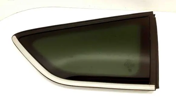 Ford Kuga II Rear side window CV44S29750