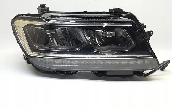 Volkswagen Tiguan Headlight/headlamp 5NB941036D