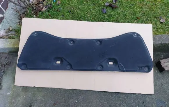 Toyota RAV 4 (XA30) Engine bonnet/hood sound/heat insulation