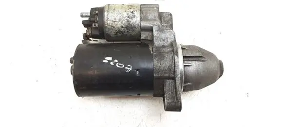 Mercedes-Benz C W203 Starter motor 0001107406 A0051513901
