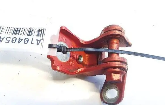 Skoda Fabia Mk2 (5J) Rear door lower hinge 5j0833401
