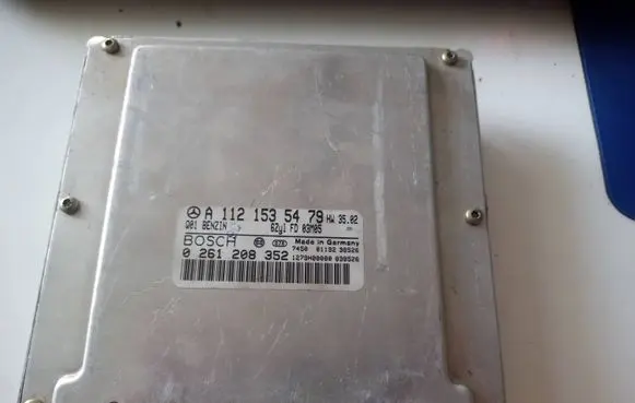Mercedes-Benz C W203 Engine control unit/module a1121535479