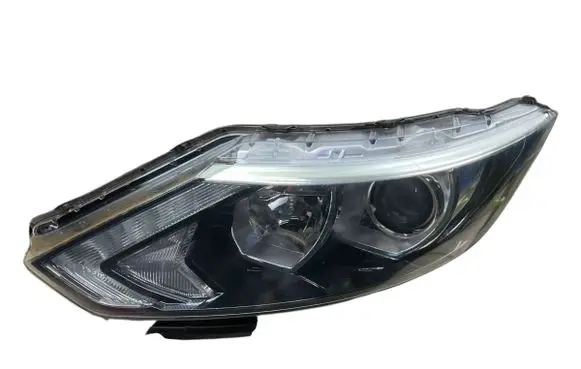 Nissan Qashqai Headlight/headlamp 10018013