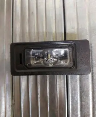 Volkswagen Tiguan Allspace Number plate light 5NA943021