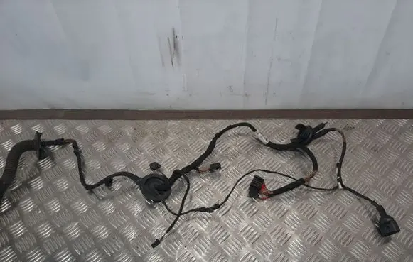 Audi A7 S7 4G Rear door wiring loom 4G8971687