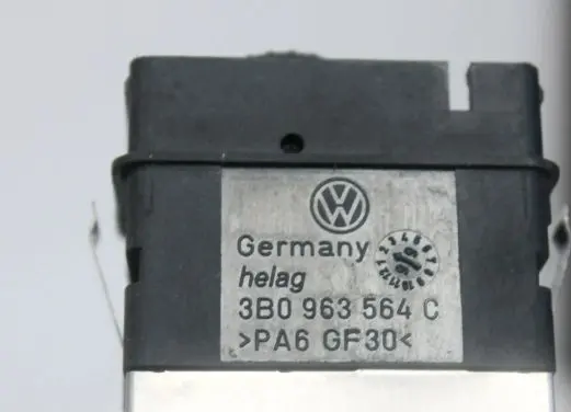 Volkswagen PASSAT B5 Other switches/knobs/shifts 3B0963564C