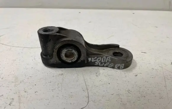 Skoda Superb B8 (3V) Gearbox mount 7821151447537