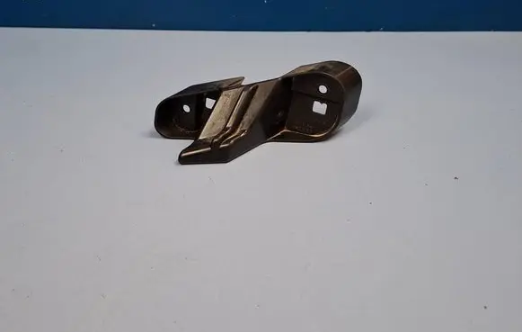 Toyota Land Cruiser (J150) Headlight/headlamp mounting bracket 5213460200 8117060N10