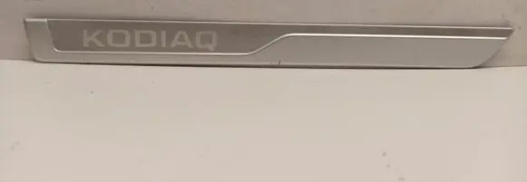 Skoda Kodiaq Rear sill trim cover 565853558