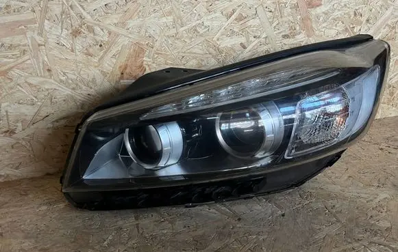KIA Sorento Headlight/headlamp L009U200H6K