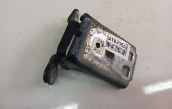 Chrysler PT Cruiser Rear door lower hinge