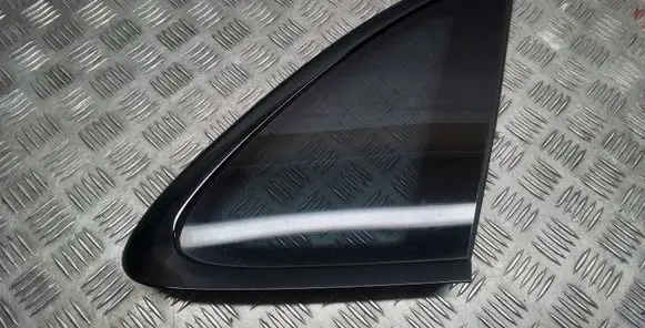Porsche Macan (95B) Rear side window 95B845298