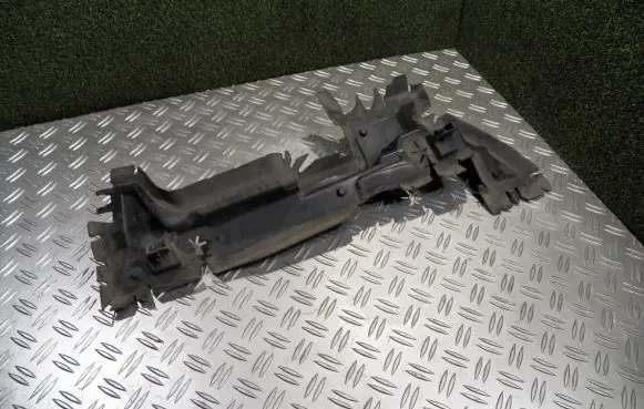 Toyota Proace Intercooler air guide/duct channel 9808276880 9808780080 9812134080
