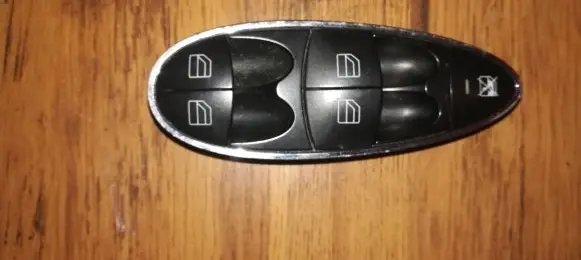 Mercedes-Benz E W211 Electric window control switch A2118213679