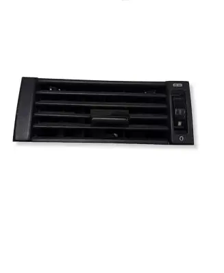 Mercedes-Benz E W124 Dashboard side air vent grill/cover trim 