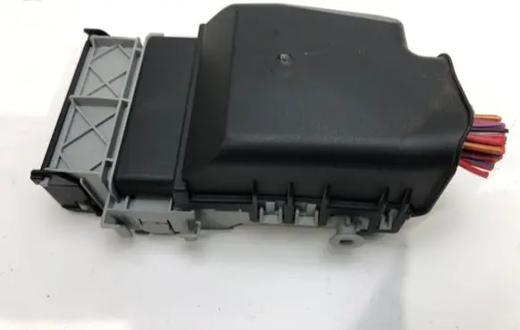 Opel Astra J Fuse box set 13222786