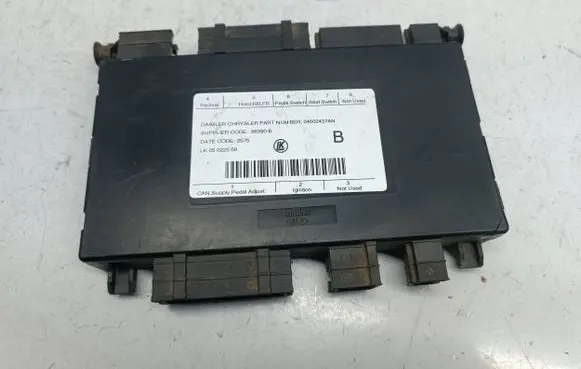 Jeep Grand Cherokee (WK) Other control units/modules 04602437AN 86390B LK05022350