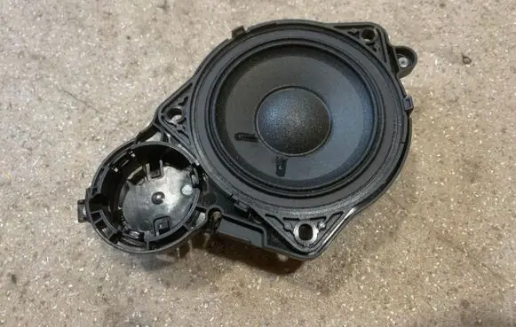 Porsche Taycan 9J1 Front door speaker 971035415G
