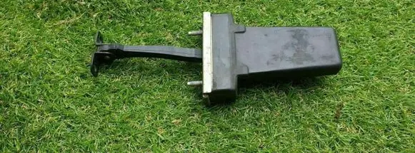 Saab 9-3 Ver1 Rear door check strap stopper 12785649
