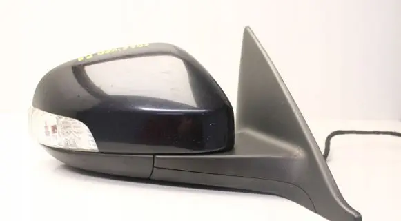 Volvo V50 Front door electric wing mirror 
