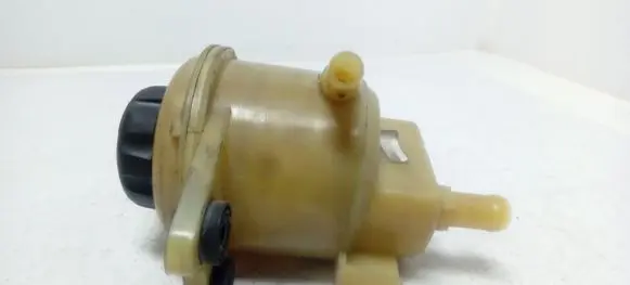 Chevrolet Captiva Power steering fluid tank/reservoir