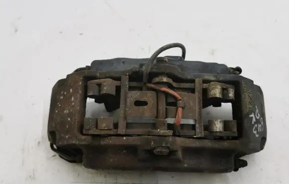 Porsche Cayenne (9PA) Front brake caliper