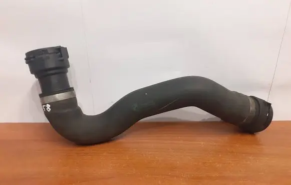 BMW X6 E71 Engine coolant pipe/hose 16185913 7808076
