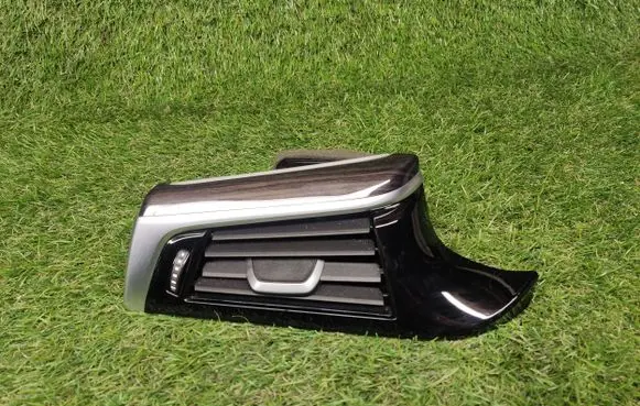 BMW 5 G30 G31 Dashboard side air vent grill/cover trim 9329545 932954508